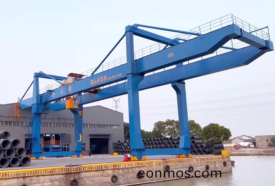 産品(pin)炤片-門式起重(zhong)機.jpg